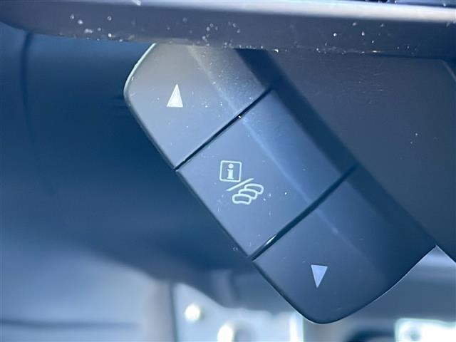 レヴォーグ ＳＴＩスポーツ　ＥＸ　禁煙車　アイサイト　ＡＭ／ＦＭ／ＵＳＢ　アップルカープレイ　ａｎｄｒｏｉｄオート　４ＷＤ　純正ナビ　クルーズコントロール　レーンキープ　　パワーシート　シートヒーター　シートメモリー　サイドカメラ（8枚目）