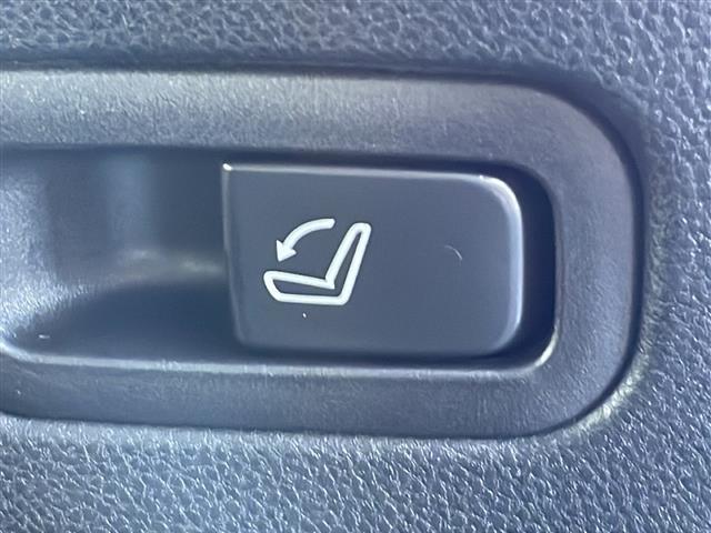 レヴォーグ ＳＴＩスポーツ　ＥＸ　禁煙車　アイサイト　ＡＭ／ＦＭ／ＵＳＢ　アップルカープレイ　ａｎｄｒｏｉｄオート　４ＷＤ　純正ナビ　クルーズコントロール　レーンキープ　　パワーシート　シートヒーター　シートメモリー　サイドカメラ（35枚目）