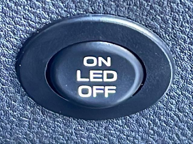 レヴォーグ ＳＴＩスポーツ　ＥＸ　禁煙車　アイサイト　ＡＭ／ＦＭ／ＵＳＢ　アップルカープレイ　ａｎｄｒｏｉｄオート　４ＷＤ　純正ナビ　クルーズコントロール　レーンキープ　　パワーシート　シートヒーター　シートメモリー　サイドカメラ（40枚目）