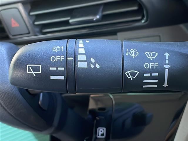 ルークス Ｘ　禁煙車　ＡＭ／ＦＭ／ＣＤ／ＤＶＤ　ワンセグＴＶ　社外ナビ　ハンズフリースライドドア　ドライブレコーダー　前後コーナーセンサー　アラウンドビュー　ダウンヒルアシスト　リアエアコン　片側パワースライドドア（8枚目）