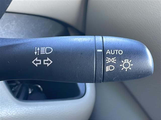 ルークス Ｘ　禁煙車　ＡＭ／ＦＭ／ＣＤ／ＤＶＤ　ワンセグＴＶ　社外ナビ　ハンズフリースライドドア　ドライブレコーダー　前後コーナーセンサー　アラウンドビュー　ダウンヒルアシスト　リアエアコン　片側パワースライドドア（9枚目）