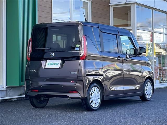 ルークス Ｘ　禁煙車　ＡＭ／ＦＭ／ＣＤ／ＤＶＤ　ワンセグＴＶ　社外ナビ　ハンズフリースライドドア　ドライブレコーダー　前後コーナーセンサー　アラウンドビュー　ダウンヒルアシスト　リアエアコン　片側パワースライドドア（18枚目）