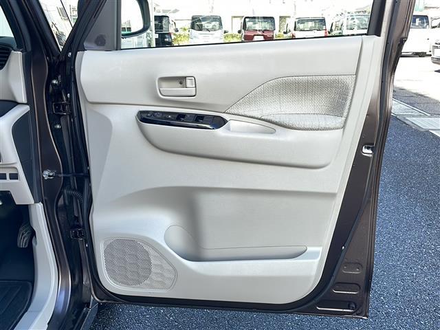 ルークス Ｘ　禁煙車　ＡＭ／ＦＭ／ＣＤ／ＤＶＤ　ワンセグＴＶ　社外ナビ　ハンズフリースライドドア　ドライブレコーダー　前後コーナーセンサー　アラウンドビュー　ダウンヒルアシスト　リアエアコン　片側パワースライドドア（39枚目）