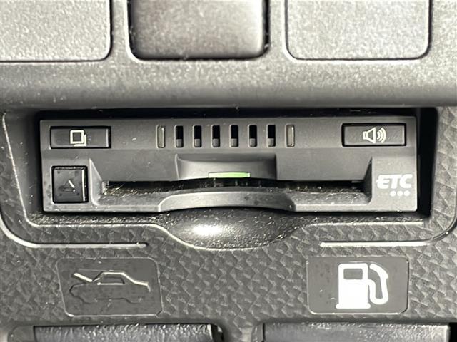 ルーミー カスタムG 禁煙車 純正ナビ 4WD 衝突軽減ブレーキ 両側パワースライドドア レーダークルーズコントロール レーンキープアシスト オートライト オートハイビーム LEDヘッドライト LEDフォグランプ フルセグ(28枚目)