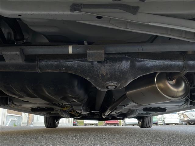 ルーミー カスタムＧ　禁煙車　スマートアシスト　４ＷＤ　クルーズコントロール　純正ナビ　ＡＭ／ＦＭ／ＣＤ／ＤＶＤ　フルセグＴＶ　両側パワースライド　衝突軽減　前後コーナーセンサー　アラウンドビューモニター　シートヒーター（43枚目）