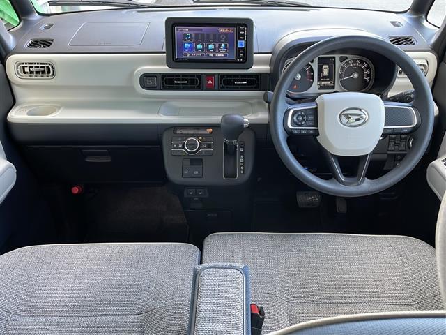 ムーヴキャンバス ストライプスＧ　禁煙車　純正ナビ　３６０°カメラ　衝突軽減ブレーキ　シートヒーター　両側パワースライドドア　ホットカップホルダー　フルセグＴＶ　アイドリングストップ　ＥＴＣ　サイドエアバッグ　純正マット　盗難防止（2枚目）