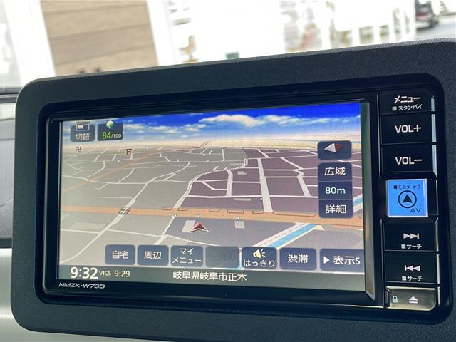 ムーヴキャンバス ストライプスＧ　禁煙車　純正ナビ　３６０°カメラ　衝突軽減ブレーキ　シートヒーター　両側パワースライドドア　ホットカップホルダー　フルセグＴＶ　アイドリングストップ　ＥＴＣ　サイドエアバッグ　純正マット　盗難防止（3枚目）