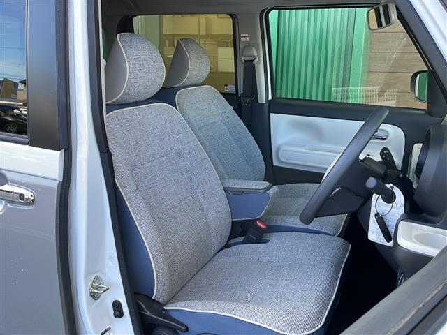 ムーヴキャンバス ストライプスＧ　禁煙車　純正ナビ　３６０°カメラ　衝突軽減ブレーキ　シートヒーター　両側パワースライドドア　ホットカップホルダー　フルセグＴＶ　アイドリングストップ　ＥＴＣ　サイドエアバッグ　純正マット　盗難防止（13枚目）