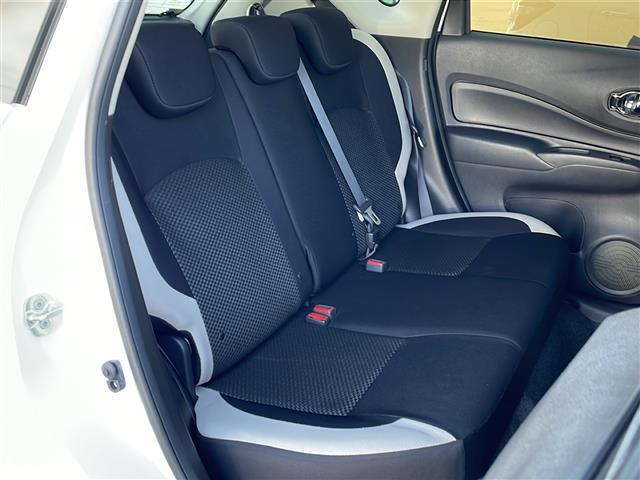 ノート e-パワー B 禁煙車 社外ナビ AM/FM/SD Bluetooth エマージェンシーブレーキ レーンキープアシスト パーキングセンサー 前後コーナーセンサー ドライブレコーダー ETC バックカメラ スマートキー(14枚目)