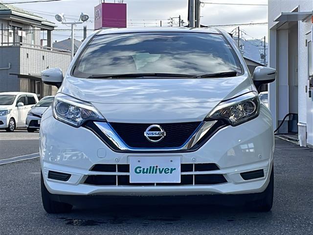 ノート e-パワー B 禁煙車 社外ナビ AM/FM/SD Bluetooth エマージェンシーブレーキ レーンキープアシスト パーキングセンサー 前後コーナーセンサー ドライブレコーダー ETC バックカメラ スマートキー(17枚目)