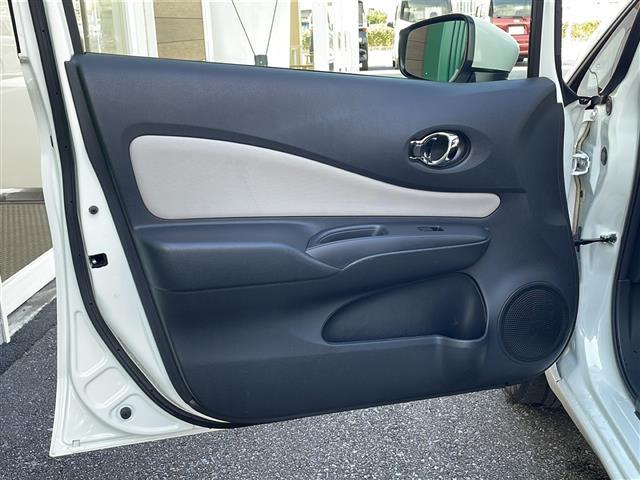 ノート e-パワー B 禁煙車 社外ナビ AM/FM/SD Bluetooth エマージェンシーブレーキ レーンキープアシスト パーキングセンサー 前後コーナーセンサー ドライブレコーダー ETC バックカメラ スマートキー(36枚目)