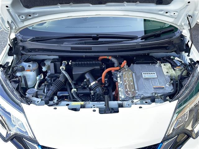 ノート e-パワー B 禁煙車 社外ナビ AM/FM/SD Bluetooth エマージェンシーブレーキ レーンキープアシスト パーキングセンサー 前後コーナーセンサー ドライブレコーダー ETC バックカメラ スマートキー(42枚目)