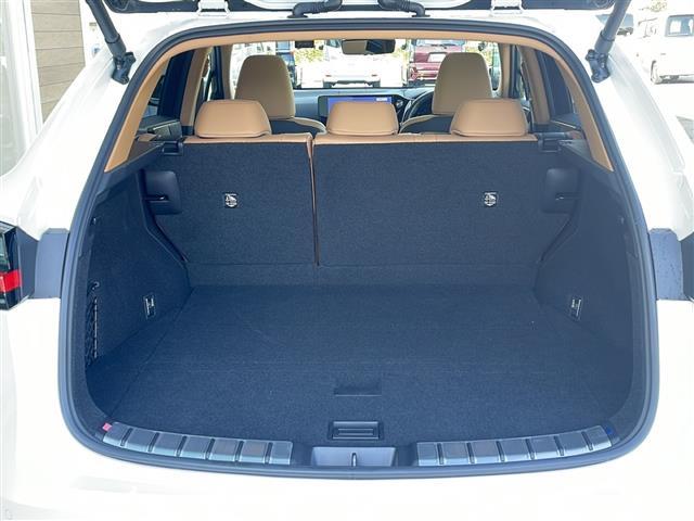 NX NX350h バージョンL 禁煙車 レクサスセーフティシステム 純正ディスプレイオーディオナビ AppleCarPlay クルーズコントロール クリアランスソナー レーンキープアシスト アラウンドビュー パノラマサンルーフ(15枚目)