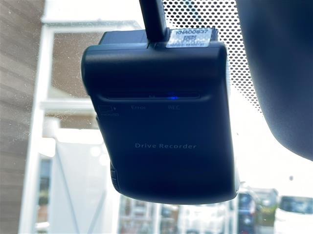 ジューク 15RX Vセレクション 禁煙車 純正ナビ Bluetooth 衝突軽減ブレーキ レーンキープアシスト アイドリングストップ ETC ドライブレコーダー バックカメラ 純正アルミホイール 純正マット バックカメラ オートライト(26枚目)