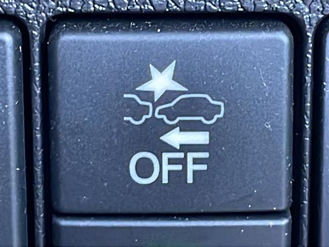 シャトル ハイブリッド　ホンダセンシング　禁煙車　社外ナビ　ＡＭ／ＦＭ　Ｂｌｕｅｔｏｏｔｈ　クルーズコントロール　レーンキープ　衝突軽減　バックカメラ　ビルトインＥＴＣ　ドライブレコーダー　純正マット　ドアバイザー　オートライト　スマートキー（22枚目）