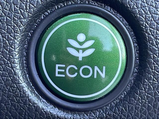 シャトル ハイブリッド　ホンダセンシング　禁煙車　社外ナビ　ＡＭ／ＦＭ　Ｂｌｕｅｔｏｏｔｈ　クルーズコントロール　レーンキープ　衝突軽減　バックカメラ　ビルトインＥＴＣ　ドライブレコーダー　純正マット　ドアバイザー　オートライト　スマートキー（24枚目）