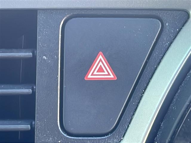 シャトル ハイブリッド　ホンダセンシング　禁煙車　社外ナビ　ＡＭ／ＦＭ　Ｂｌｕｅｔｏｏｔｈ　クルーズコントロール　レーンキープ　衝突軽減　バックカメラ　ビルトインＥＴＣ　ドライブレコーダー　純正マット　ドアバイザー　オートライト　スマートキー（29枚目）