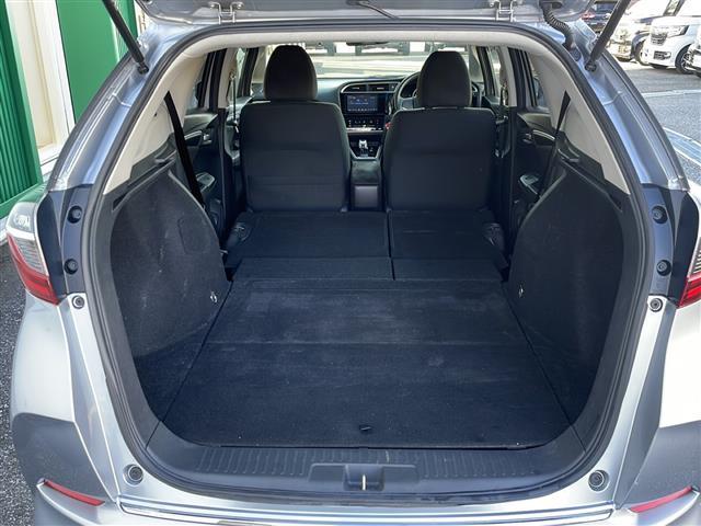 シャトル ハイブリッド　ホンダセンシング　禁煙車　社外ナビ　ＡＭ／ＦＭ　Ｂｌｕｅｔｏｏｔｈ　クルーズコントロール　レーンキープ　衝突軽減　バックカメラ　ビルトインＥＴＣ　ドライブレコーダー　純正マット　ドアバイザー　オートライト　スマートキー（36枚目）