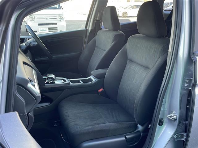 シャトル ハイブリッド　ホンダセンシング　禁煙車　社外ナビ　ＡＭ／ＦＭ　Ｂｌｕｅｔｏｏｔｈ　クルーズコントロール　レーンキープ　衝突軽減　バックカメラ　ビルトインＥＴＣ　ドライブレコーダー　純正マット　ドアバイザー　オートライト　スマートキー（37枚目）