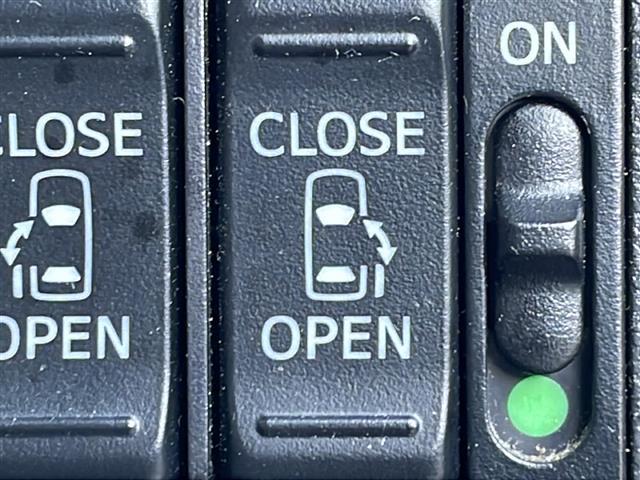 タント カスタムＲＳ　トップエディションＶＳ　ＳＡＩＩＩ　禁煙車　純正フルセグナビ　４ＷＤ　両側パワースライドドア　アラウンドビュー　衝突軽減ブレーキ　レーンキープアシスト　シートヒーター　ＥＴＣ　バックカメラ　ハーフレザー　純正アルミホイール　スマートキー（23枚目）