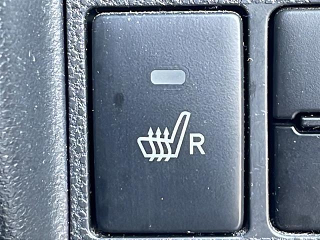 タント カスタムＲＳ　トップエディションＶＳ　ＳＡＩＩＩ　禁煙車　純正フルセグナビ　４ＷＤ　両側パワースライドドア　アラウンドビュー　衝突軽減ブレーキ　レーンキープアシスト　シートヒーター　ＥＴＣ　バックカメラ　ハーフレザー　純正アルミホイール　スマートキー（24枚目）