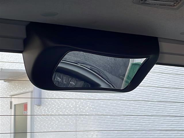 タント カスタムＲＳ　トップエディションＶＳ　ＳＡＩＩＩ　禁煙車　純正フルセグナビ　４ＷＤ　両側パワースライドドア　アラウンドビュー　衝突軽減ブレーキ　レーンキープアシスト　シートヒーター　ＥＴＣ　バックカメラ　ハーフレザー　純正アルミホイール　スマートキー（33枚目）