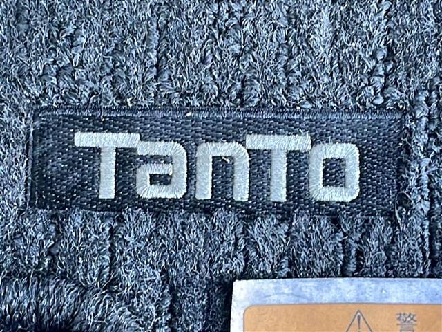 タント カスタムＲＳ　トップエディションＶＳ　ＳＡＩＩＩ　禁煙車　純正フルセグナビ　４ＷＤ　両側パワースライドドア　アラウンドビュー　衝突軽減ブレーキ　レーンキープアシスト　シートヒーター　ＥＴＣ　バックカメラ　ハーフレザー　純正アルミホイール　スマートキー（34枚目）
