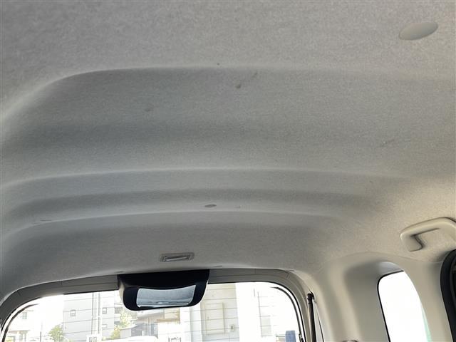 タント カスタムＲＳ　トップエディションＶＳ　ＳＡＩＩＩ　禁煙車　純正フルセグナビ　４ＷＤ　両側パワースライドドア　アラウンドビュー　衝突軽減ブレーキ　レーンキープアシスト　シートヒーター　ＥＴＣ　バックカメラ　ハーフレザー　純正アルミホイール　スマートキー（35枚目）