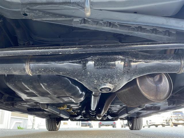 タント カスタムＲＳ　トップエディションＶＳ　ＳＡＩＩＩ　禁煙車　純正フルセグナビ　４ＷＤ　両側パワースライドドア　アラウンドビュー　衝突軽減ブレーキ　レーンキープアシスト　シートヒーター　ＥＴＣ　バックカメラ　ハーフレザー　純正アルミホイール　スマートキー（43枚目）