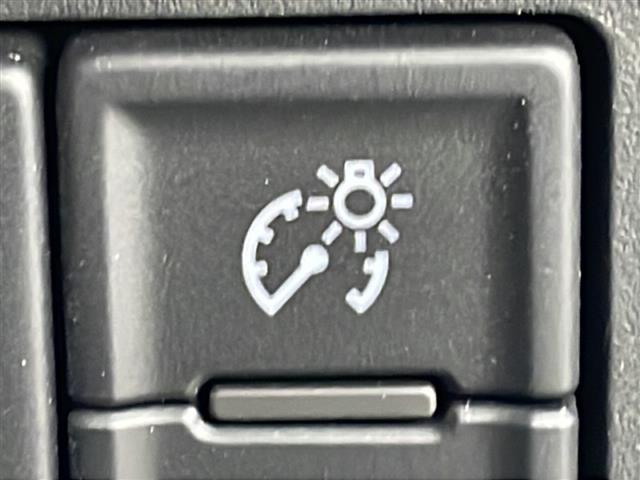 ソリオバンディット ハイブリッドＭＶ　禁煙車　社外フルセグナビ　クルーズコントロール　衝突軽減ブレーキ　レーンキープアシスト　片側パワースライドドア　ヘッドアップディスプレイ　クリアランスソナー　純正アルミホイール　純正マット　盗難防止（11枚目）