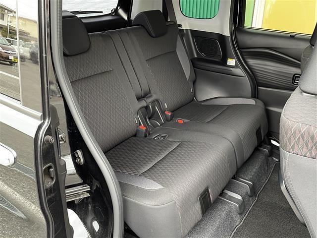 ソリオバンディット ハイブリッドＭＶ　禁煙車　社外フルセグナビ　クルーズコントロール　衝突軽減ブレーキ　レーンキープアシスト　片側パワースライドドア　ヘッドアップディスプレイ　クリアランスソナー　純正アルミホイール　純正マット　盗難防止（14枚目）