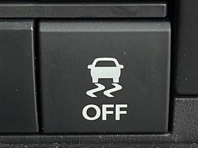 ソリオバンディット ハイブリッドＭＶ　禁煙車　社外フルセグナビ　クルーズコントロール　衝突軽減ブレーキ　レーンキープアシスト　片側パワースライドドア　ヘッドアップディスプレイ　クリアランスソナー　純正アルミホイール　純正マット　盗難防止（28枚目）