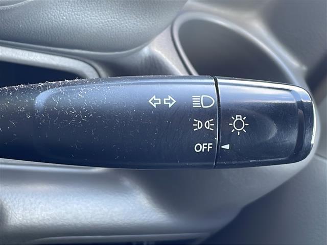 ＮＶ１００クリッパーバン ＤＸ　禁煙車　社外ナビ　フルセグＴＶ　ＡＭ／ＦＭ　Ｂｌｕｅｔｏｏｔｈ　バックカメラ　ＥＴＣ　ＭＴモード付ＡＴ　社外アルミホイール　純正フロアマット　スライドドア　ベンチシート　エアコン　パワーステアリング（8枚目）