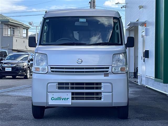 ＮＶ１００クリッパーバン ＤＸ　禁煙車　社外ナビ　フルセグＴＶ　ＡＭ／ＦＭ　Ｂｌｕｅｔｏｏｔｈ　バックカメラ　ＥＴＣ　ＭＴモード付ＡＴ　社外アルミホイール　純正フロアマット　スライドドア　ベンチシート　エアコン　パワーステアリング（17枚目）