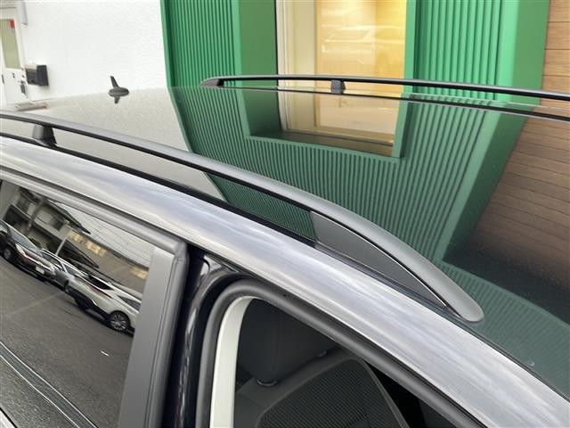 ゴルフトゥーラン ＴＳＩ　コンフォートライン　禁煙車　純正ナビ　ＡＭ／ＦＭ／ＣＤ／ＤＶＤ　フルセグＴＶ　Ｂｌｕｅｔｏｏｔｈ　バックカメラ　ＥＴＣ　ルーフレール　ＥＴＣ　純正アルミホイール　純正フロアマット　カーテンエアバッグ　パワーステアリング（30枚目）