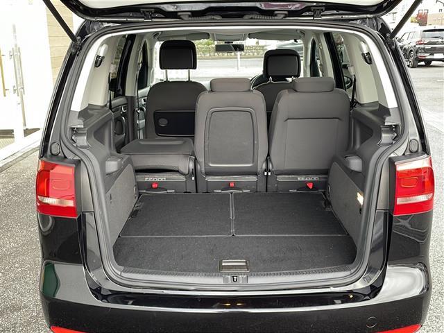 ゴルフトゥーラン ＴＳＩ　コンフォートライン　禁煙車　純正ナビ　ＡＭ／ＦＭ／ＣＤ／ＤＶＤ　フルセグＴＶ　Ｂｌｕｅｔｏｏｔｈ　バックカメラ　ＥＴＣ　ルーフレール　ＥＴＣ　純正アルミホイール　純正フロアマット　カーテンエアバッグ　パワーステアリング（34枚目）
