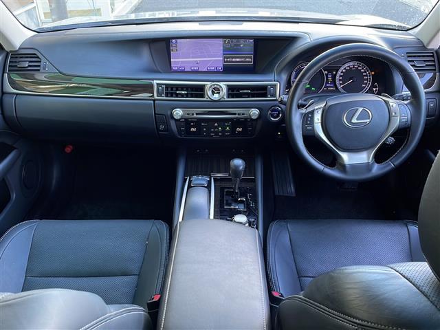 ＧＳ ＧＳ４５０ｈ　Ｉパッケージ　禁煙車　純正ナビ　フルセグＴＶ　Ｂｌｕｅｔｏｏｔｈ　クルーズコントロール　クリアランスソナー　前後コーナーセンサー　パワーシート　シートヒーター　エアシート　レザーシート　カードキー　ビルトインＥＴＣ（2枚目）
