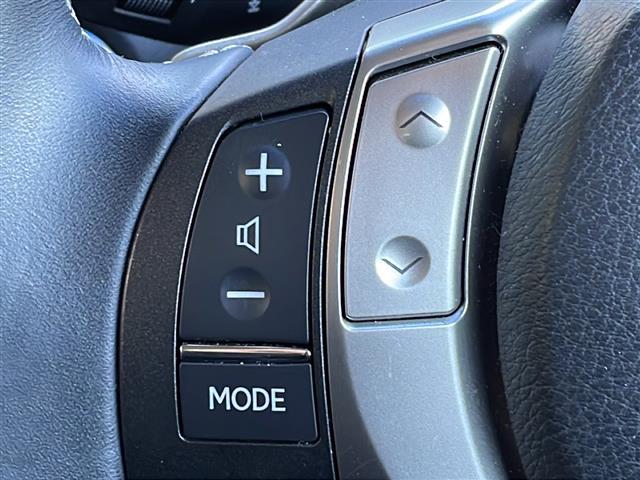 ＧＳ ＧＳ４５０ｈ　Ｉパッケージ　禁煙車　純正ナビ　フルセグＴＶ　Ｂｌｕｅｔｏｏｔｈ　クルーズコントロール　クリアランスソナー　前後コーナーセンサー　パワーシート　シートヒーター　エアシート　レザーシート　カードキー　ビルトインＥＴＣ（6枚目）