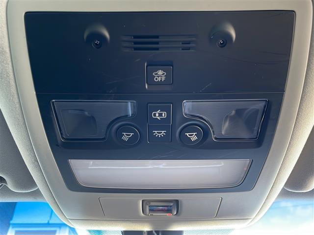 ＧＳ ＧＳ４５０ｈ　Ｉパッケージ　禁煙車　純正ナビ　フルセグＴＶ　Ｂｌｕｅｔｏｏｔｈ　クルーズコントロール　クリアランスソナー　前後コーナーセンサー　パワーシート　シートヒーター　エアシート　レザーシート　カードキー　ビルトインＥＴＣ（37枚目）