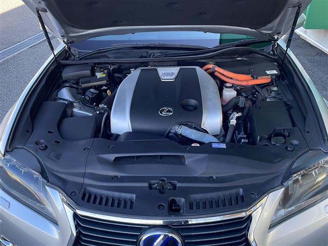 ＧＳ ＧＳ４５０ｈ　Ｉパッケージ　禁煙車　純正ナビ　フルセグＴＶ　Ｂｌｕｅｔｏｏｔｈ　クルーズコントロール　クリアランスソナー　前後コーナーセンサー　パワーシート　シートヒーター　エアシート　レザーシート　カードキー　ビルトインＥＴＣ（42枚目）