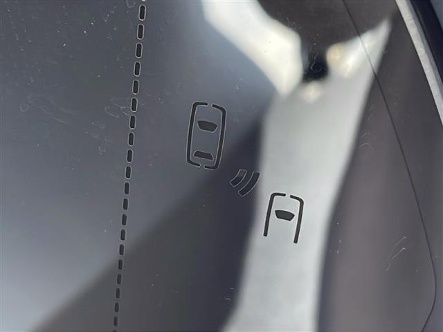 安心の全車保証付き！（※部分保証、国産車は納車後３ヶ月、輸入車は納車後１ヶ月の保証期間となります）。その他長期保証（有償）もご用意しております！※長期保証を付帯できる車両には条件がございます。