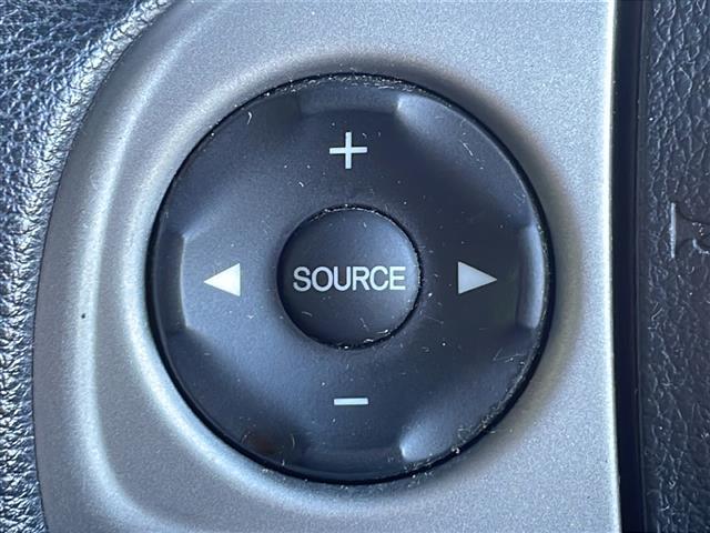 N-BOX G SSパッケージ 禁煙車 純正ナビ フルセグTV Bluetooth 4WD 両側パワースライドドア シートヒーター 社外ETC アイドリングストップ カーテンエアバッグ 純正アルミホイール 純正マット スマートキー(7枚目)