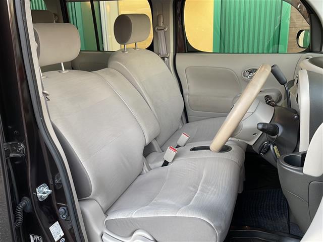 キューブ 15X Vセレクション 禁煙車 純正ナビ フルセグTV バックカメラ ビルトインETC ドライブレコーダー 社外アルミホイール 純正マット アイドリングストップ プッシュスタート フォグライト オートエアコン スマートキー(13枚目)