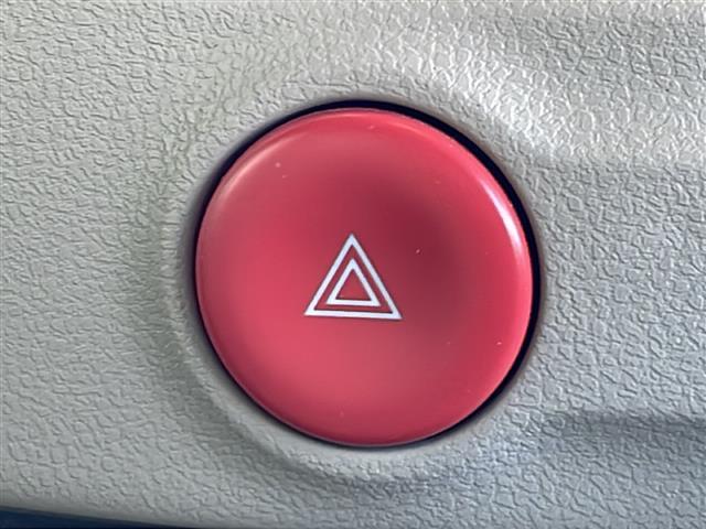 キューブ 15X Vセレクション 禁煙車 純正ナビ フルセグTV バックカメラ ビルトインETC ドライブレコーダー 社外アルミホイール 純正マット アイドリングストップ プッシュスタート フォグライト オートエアコン スマートキー(27枚目)