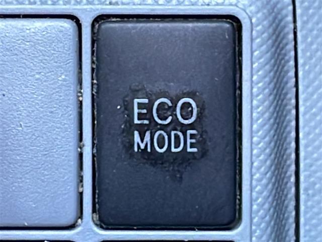 アクア Ｓ　禁煙車　純正ナビ　ＡＭ／ＦＭ／ＣＤ　ワンセグＴＶ　Ｂｌｕｅｔｏｏｔｈ　バックカメラ　ＥＴＣ　ハンドルスイッチ　純正マット　ドアバイザー　プッシュスタート　オートエアコン　オートライト　電動格納ミラー（22枚目）