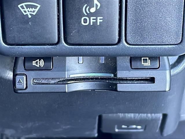 アクア Ｓ　禁煙車　純正ナビ　ＡＭ／ＦＭ／ＣＤ　ワンセグＴＶ　Ｂｌｕｅｔｏｏｔｈ　バックカメラ　ＥＴＣ　ハンドルスイッチ　純正マット　ドアバイザー　プッシュスタート　オートエアコン　オートライト　電動格納ミラー（26枚目）