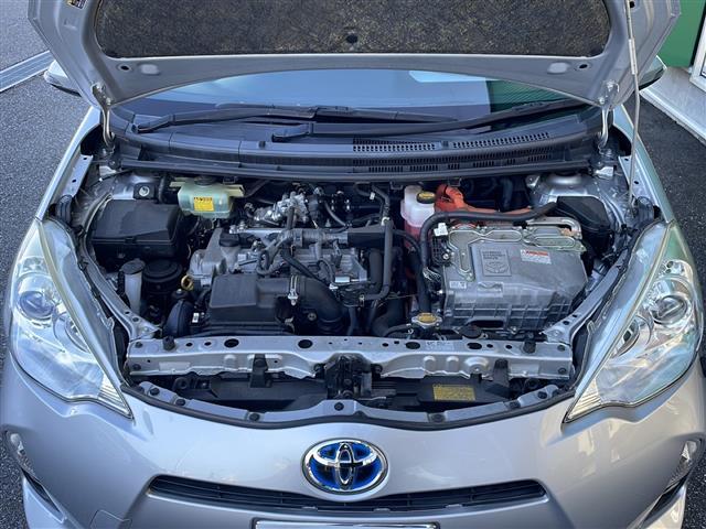 アクア Ｓ　禁煙車　純正ナビ　ＡＭ／ＦＭ／ＣＤ　ワンセグＴＶ　Ｂｌｕｅｔｏｏｔｈ　バックカメラ　ＥＴＣ　ハンドルスイッチ　純正マット　ドアバイザー　プッシュスタート　オートエアコン　オートライト　電動格納ミラー（42枚目）