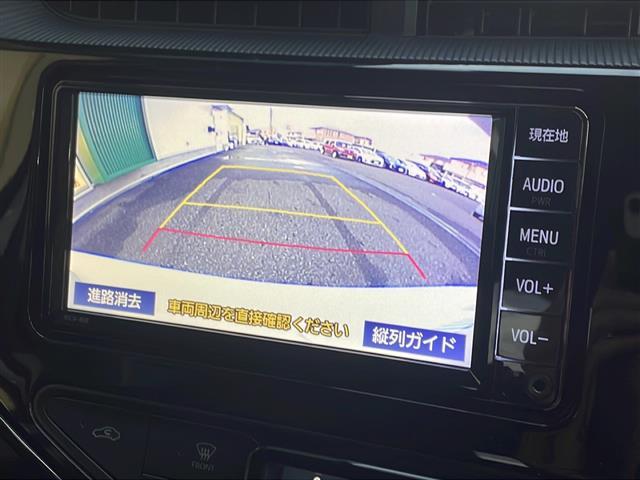 アクア Ｓ　禁煙車　純正ナビ　プルクラッシュセーフティ　バックカメラ　プッシュスタート　スマートキー　オートライト　ＬＥＤヘッドライト　ＬＫＡ　フロアマット　フルセグＴＶ　横滑り防止機能　ＡＢＳ　オートエアコン（4枚目）