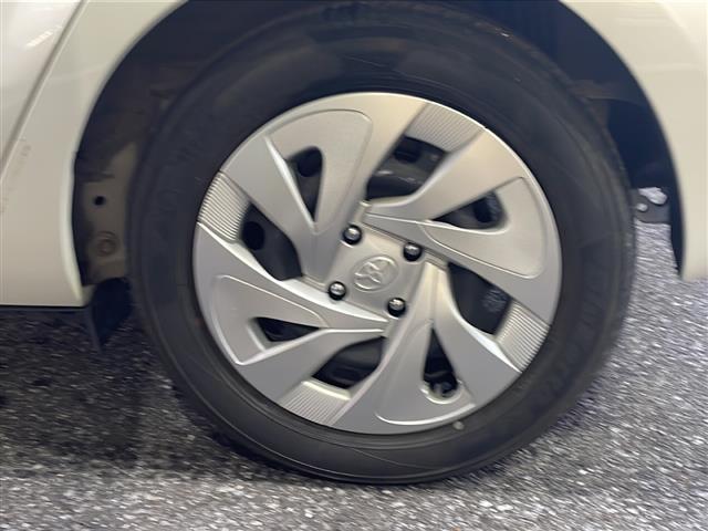 アクア Ｓ　禁煙車　純正ナビ　プルクラッシュセーフティ　バックカメラ　プッシュスタート　スマートキー　オートライト　ＬＥＤヘッドライト　ＬＫＡ　フロアマット　フルセグＴＶ　横滑り防止機能　ＡＢＳ　オートエアコン（16枚目）