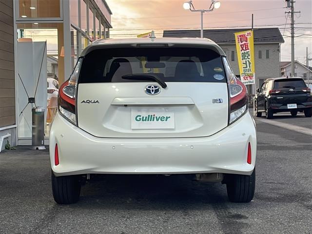 アクア Ｓ　禁煙車　純正ナビ　プルクラッシュセーフティ　バックカメラ　プッシュスタート　スマートキー　オートライト　ＬＥＤヘッドライト　ＬＫＡ　フロアマット　フルセグＴＶ　横滑り防止機能　ＡＢＳ　オートエアコン（19枚目）